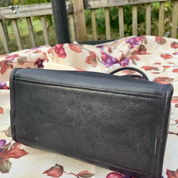 Coach Vintage Small NYC Tote 9685 Navy - Picture 6 of 9